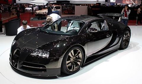 Interior Bugatti Veyron on Seu Interior Todo Com Detalhes Em Fibra De Carbono E Um Couro Branco