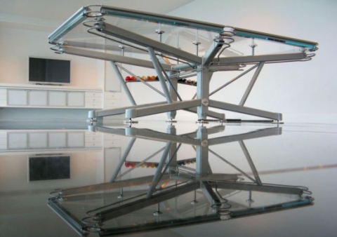 transparent-pool-table-6_hphsd_17621